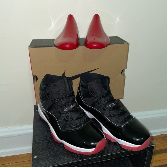 Air Jordan 11 retro - Picture 2 of 15